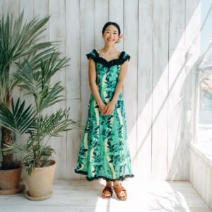 RC006 レイ柄 グリーン ラッフルドレス